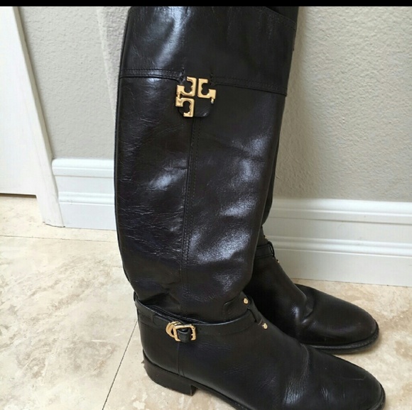 Tory Burch Boot with box - Picture 2 of 2